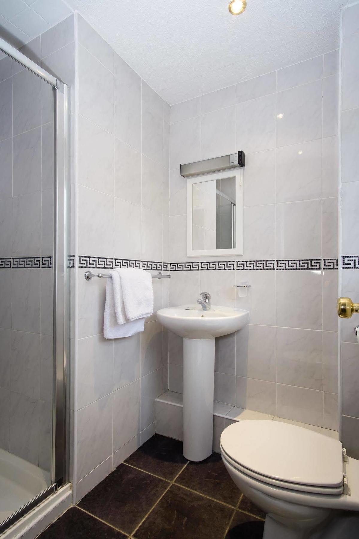 Adamson Hotel Ντανφέρμλιν Εξωτερικό φωτογραφία